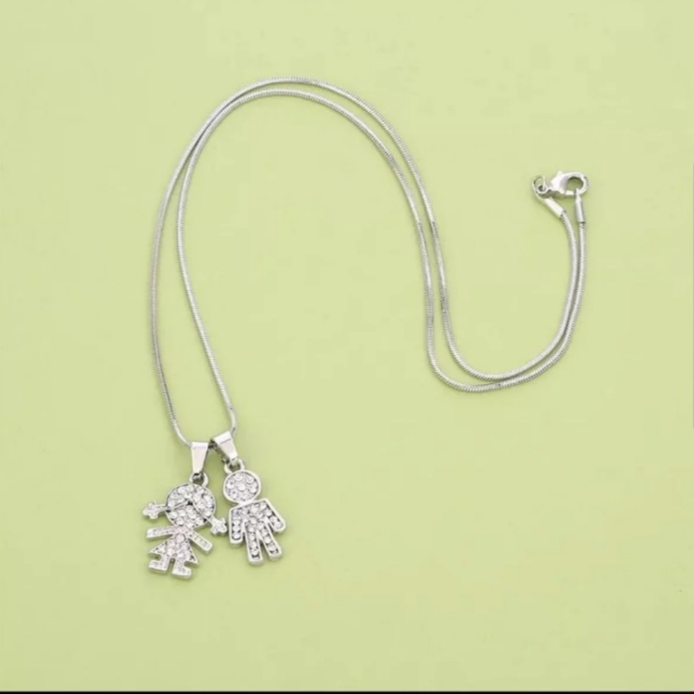 ❤️❤️NEW BOY AND GIRL NECKLACE 👫